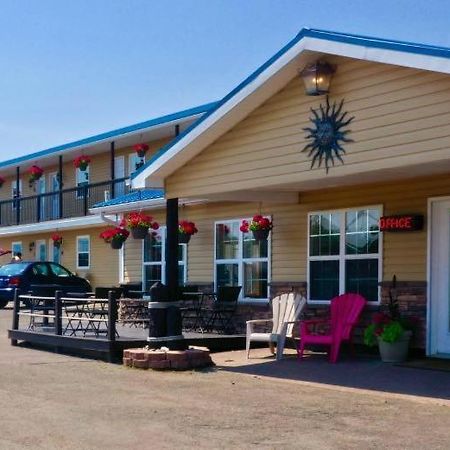 Parlee Beach Motel Shediac Exteriör bild